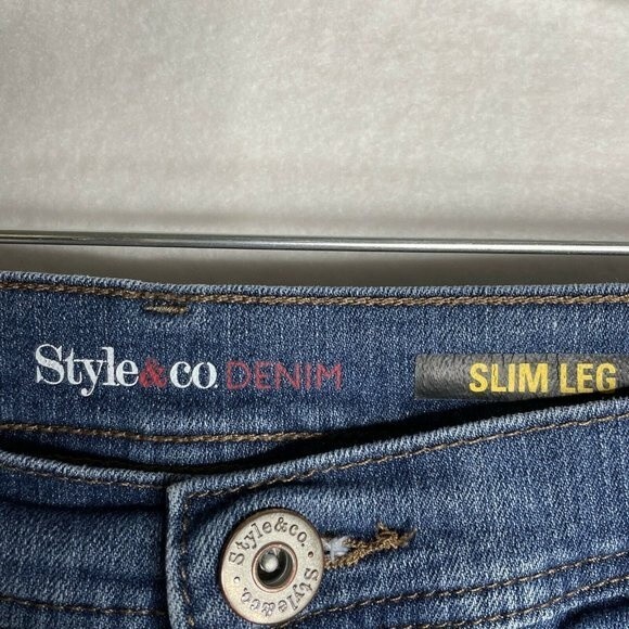 Style Co Womens Slim Leg Jeans High Rise Dark Blue Size 16 32x27.5 No Tag - Picture 3 of 6